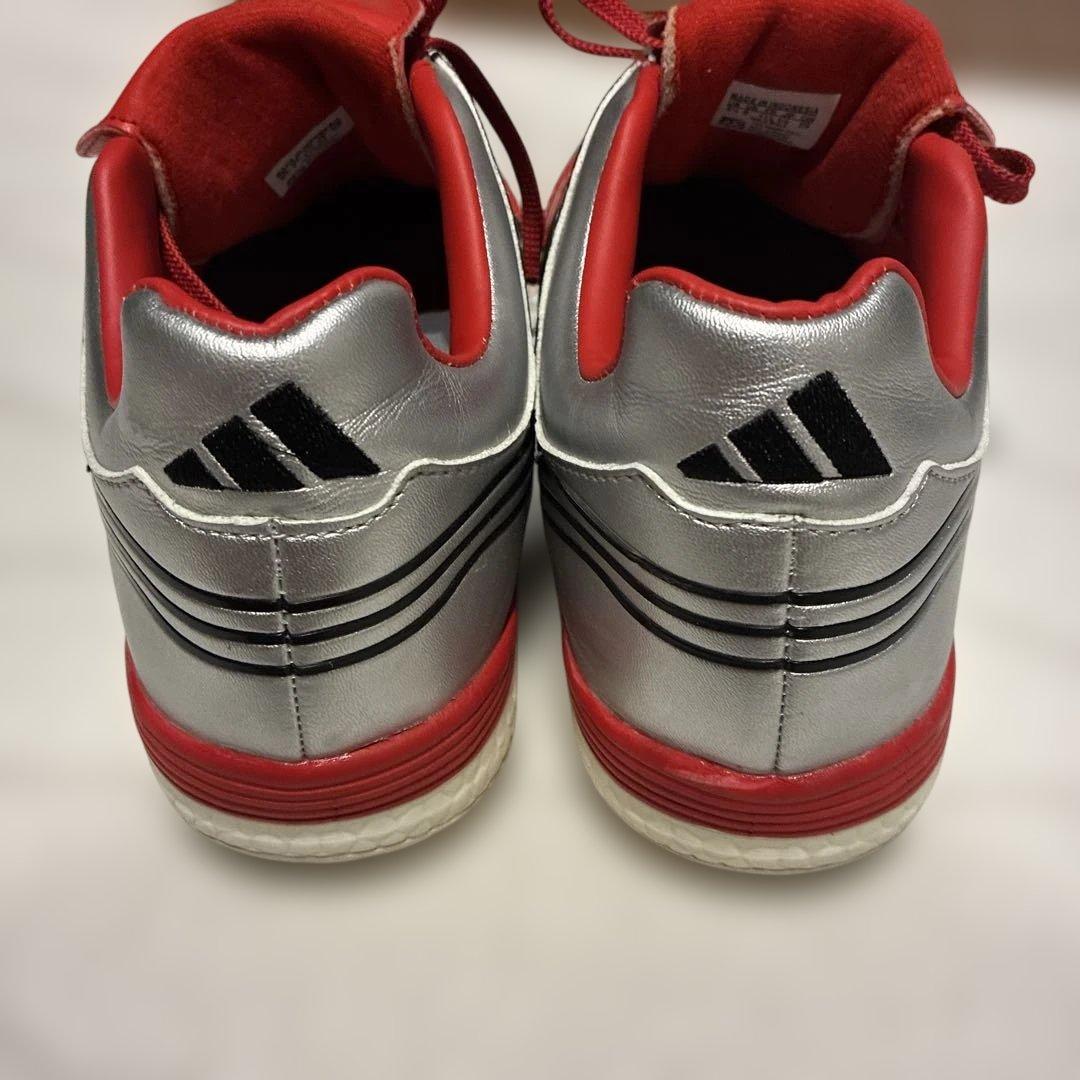 アディダス　プレデター　プレシジョン　ターフ