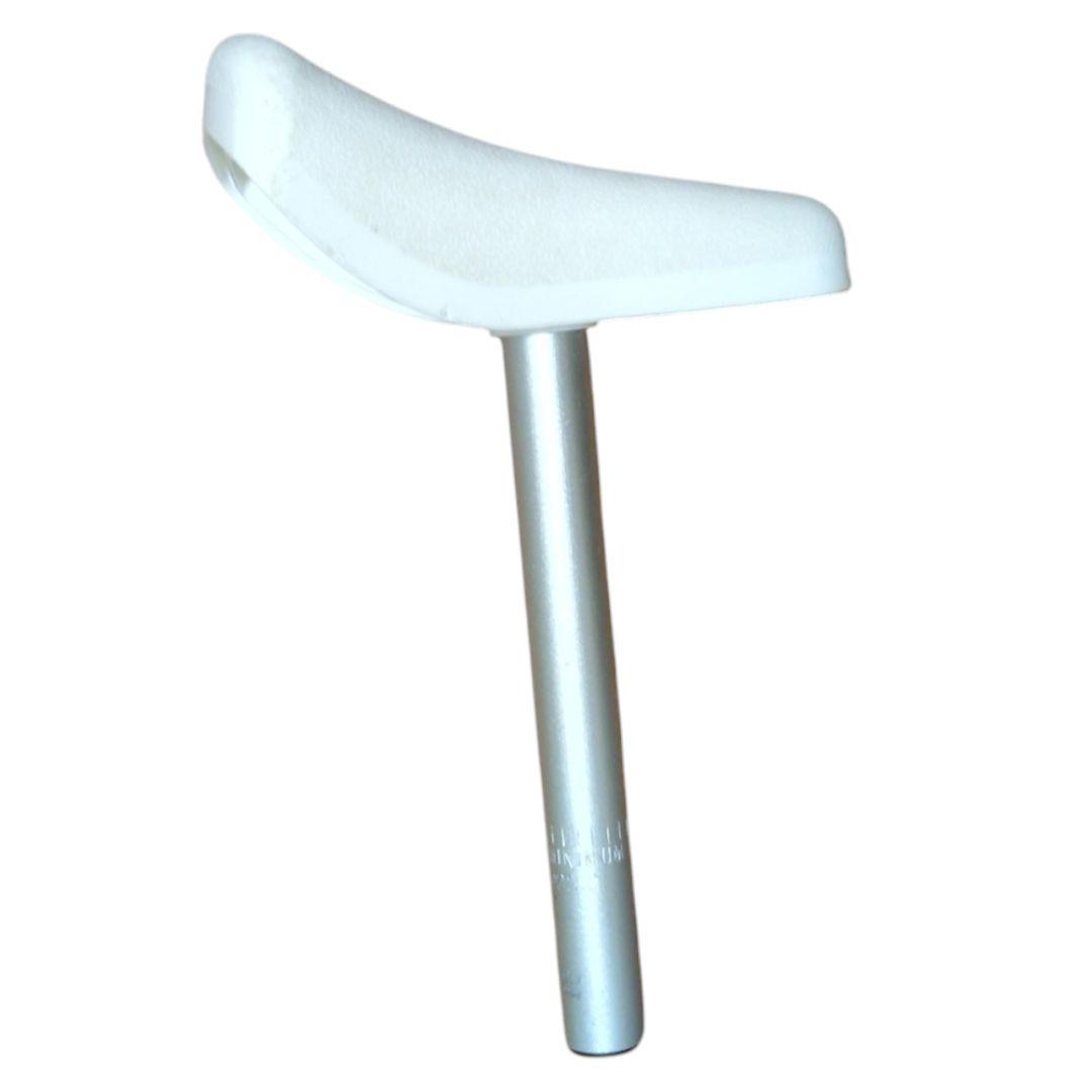 STRIDER プロ 12インチ スタンド 予備サドル プレート プレート 銀色