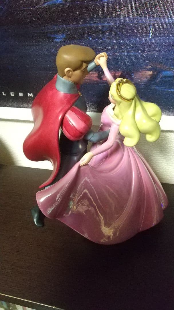 超希少　WDCC 眠れる森の美女　フィギュア　ピンクバージョン