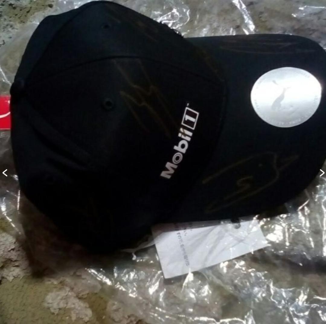 6人カーレーサーサイン入り帽子激レア本物保証