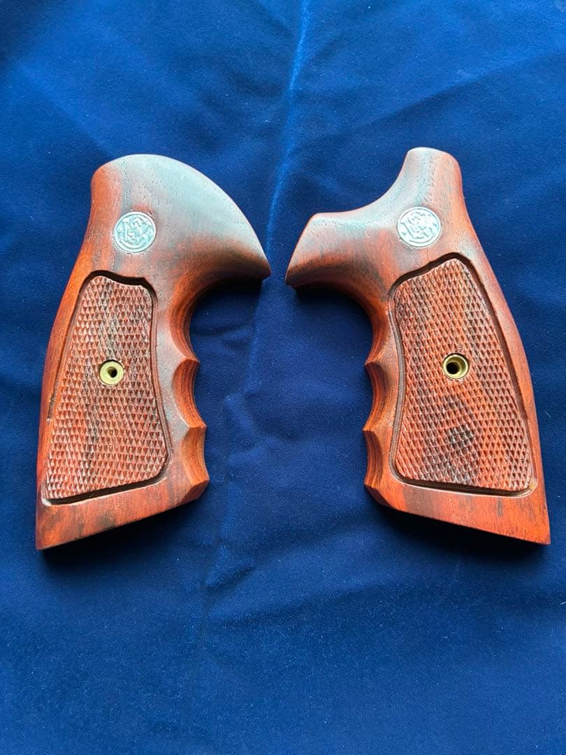 Jフレーム用木製グリップ