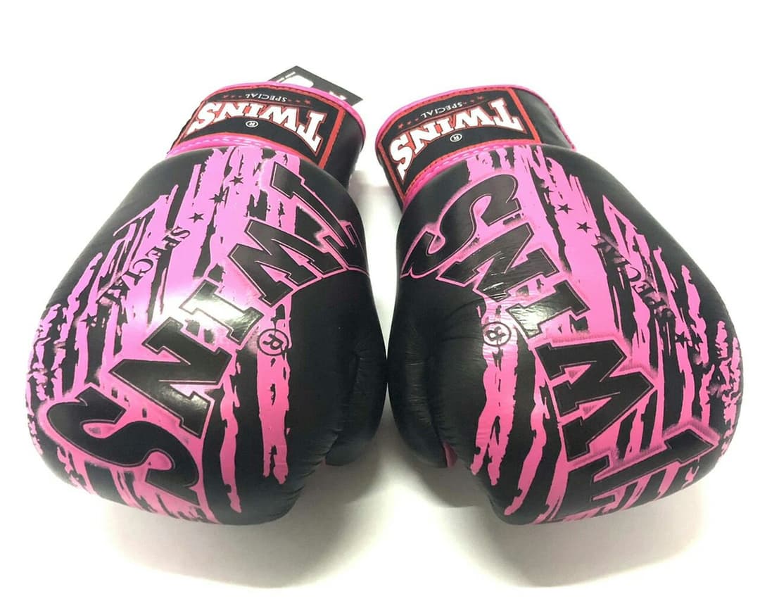 新品 正規 TWINS 本格ボクシンググローブ TW黒ピンク /ムエタイ/本革