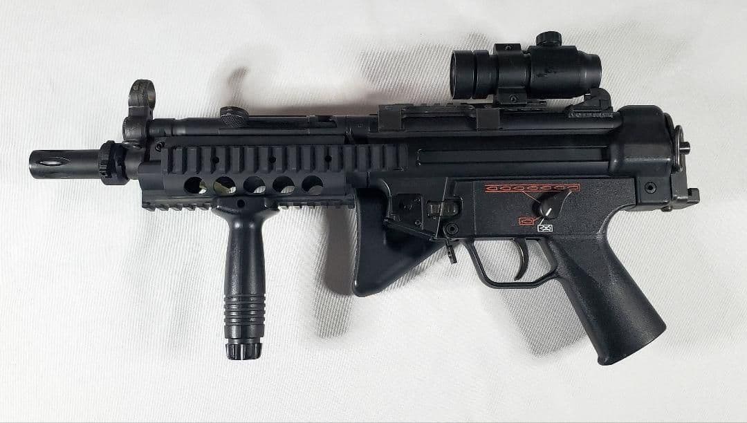 バッテリー&充電器+スリング+ドラム式マガジン付き H&K MP5 R.A.S