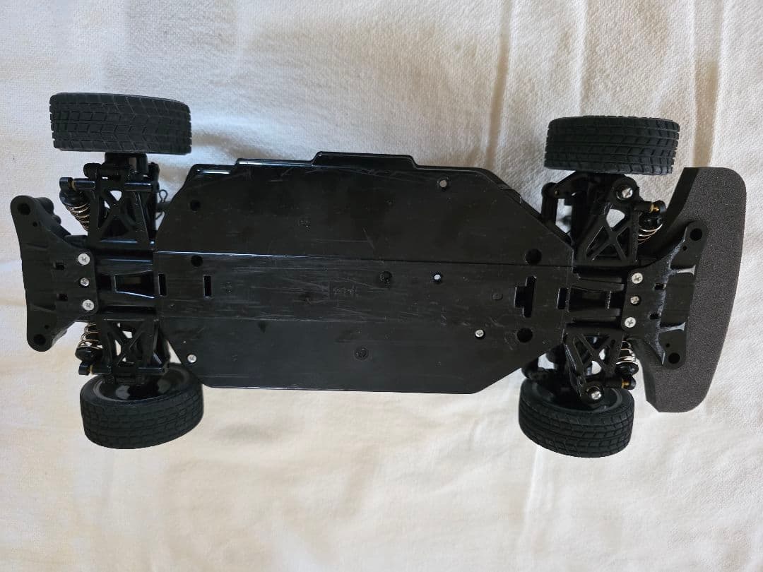 タミヤ TT-02 ラ・フェラーリ 1/10