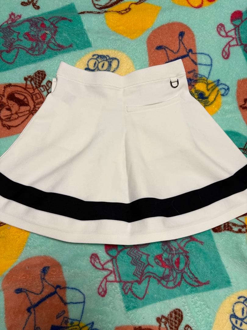 and per se ホワイトフレアスカート サイズ10