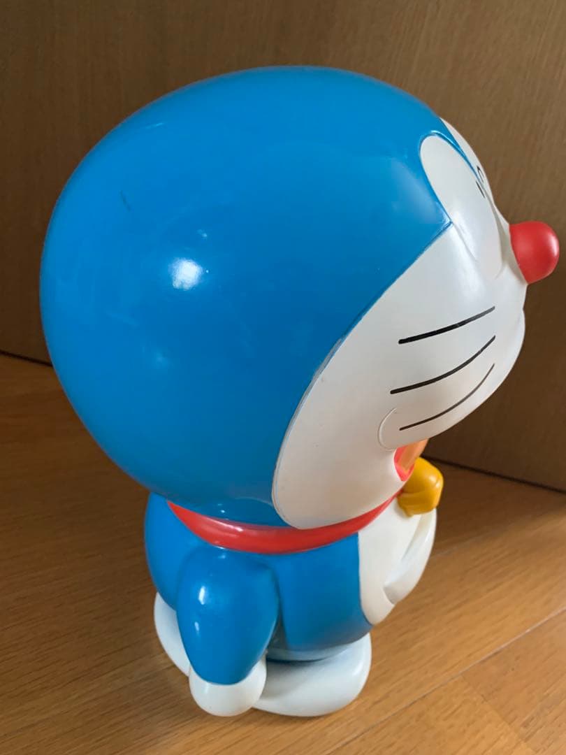 ドラえもんでっかい貯金箱