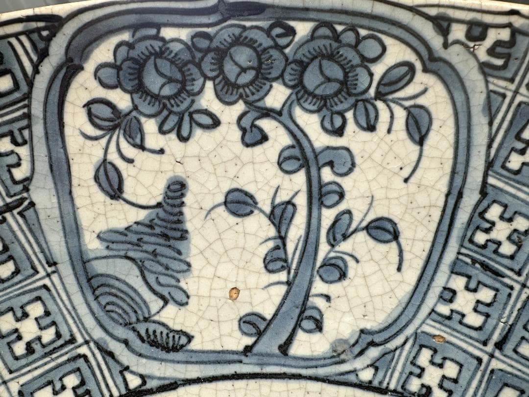 中国美術　16世紀頃　明代　明時代　青花花鳥文大盤　染付大皿　 唐物　安南大皿