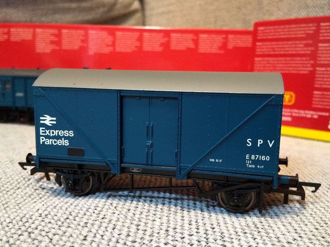 ホーンビー　OOゲージ　1970年代イギリス型車両（2両）