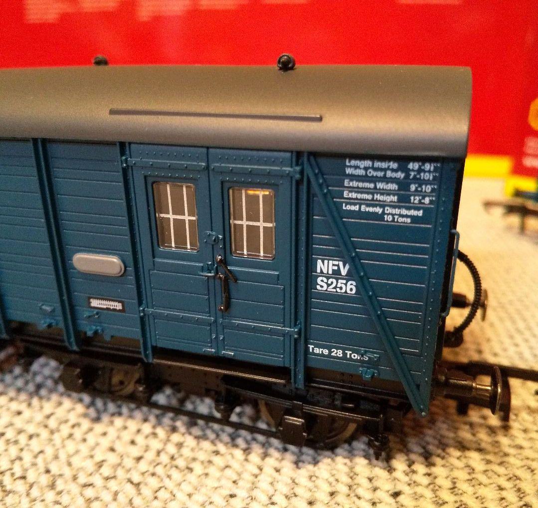 ホーンビー　OOゲージ　1970年代イギリス型車両（2両）