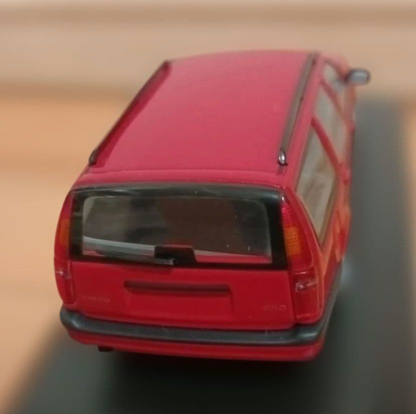 MINICHAMPS✪Volvo 850 レッド 1/43スケール