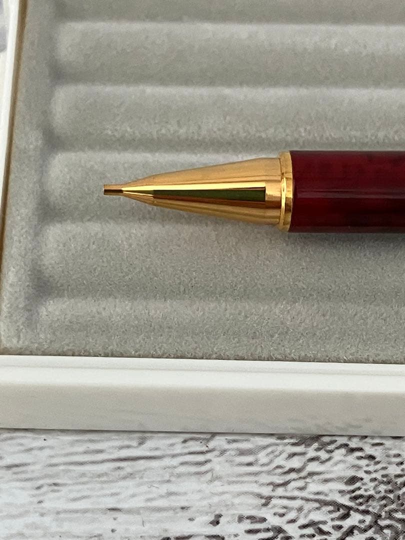 PILOTシャープペン本体　カラー　赤