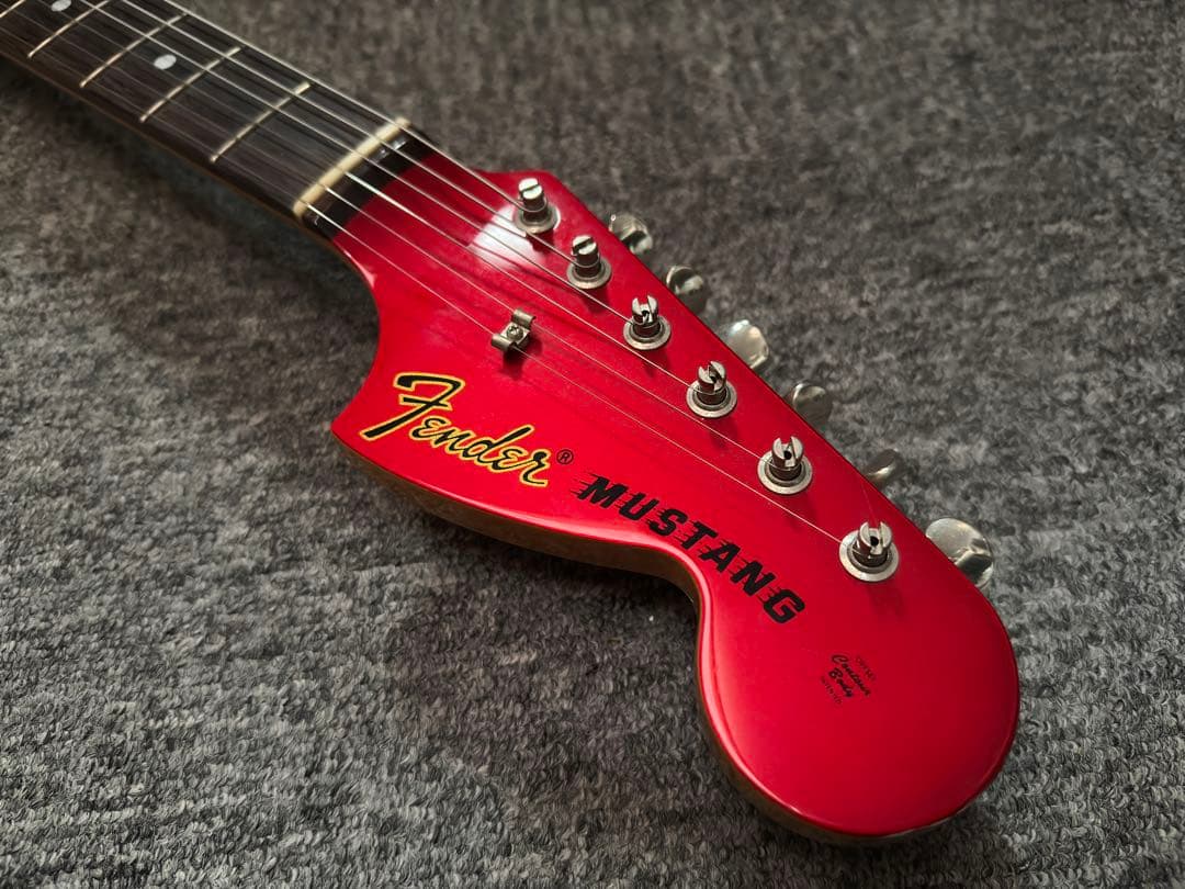 Fender Japan MG69MH CAR 換え弦付き