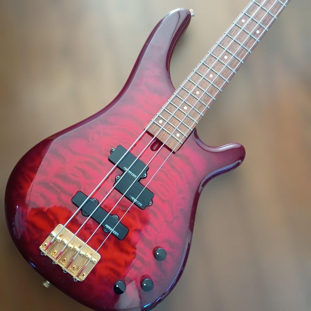 キルトメイプル　FERNANDES エレキベース レッド