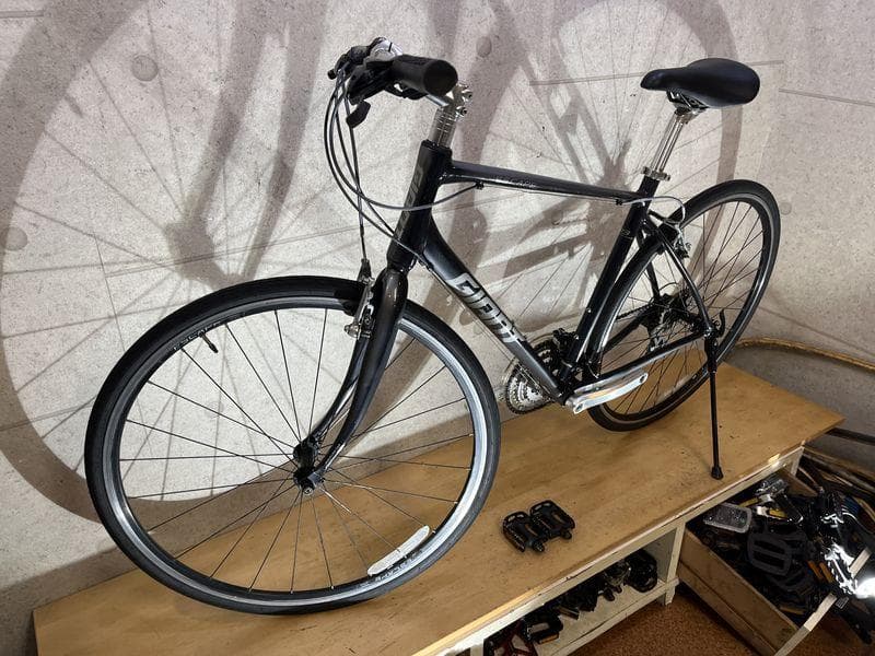 GIANT ESCAPE R3 クロスバイク sizeM　ブルーカラー