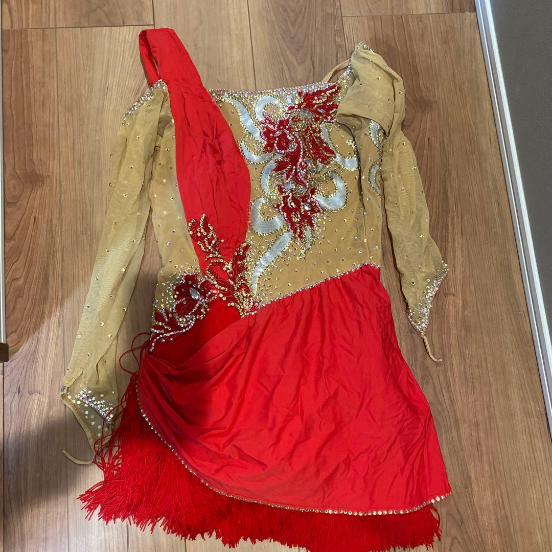 社交ダンス用ドレス 赤と金色