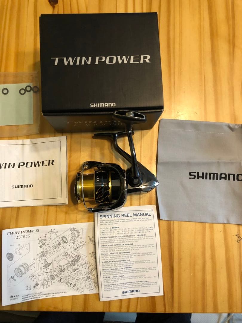 シマノ20ツインパワー C3000MHG