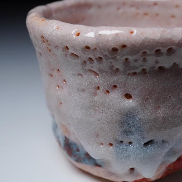 鈴木五郎　志野ぐい吞　共箱　酒器　鑑賞陶器　コレクション　美濃陶