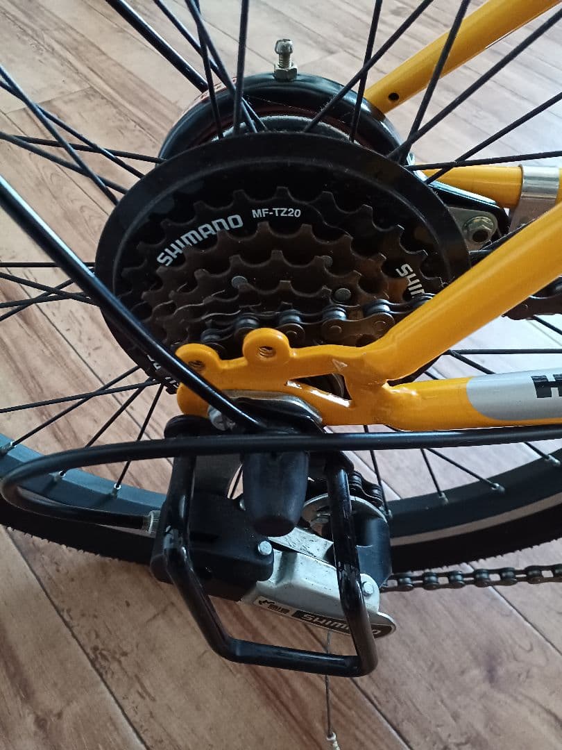 HUMMER　折りたたみ自転車　イエロー　20インチ　6段変速ギア　ジャンク