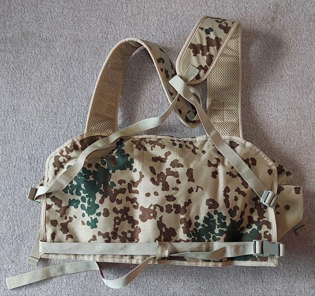 実物?　ドイツ連邦軍　フレックタン　チェストリグ