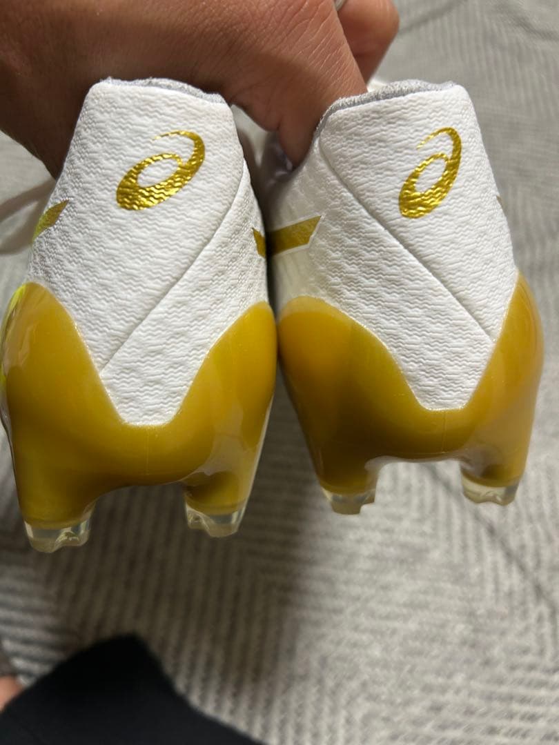 新品 アシックス DSライト ACROS 2 27cm ゴールド