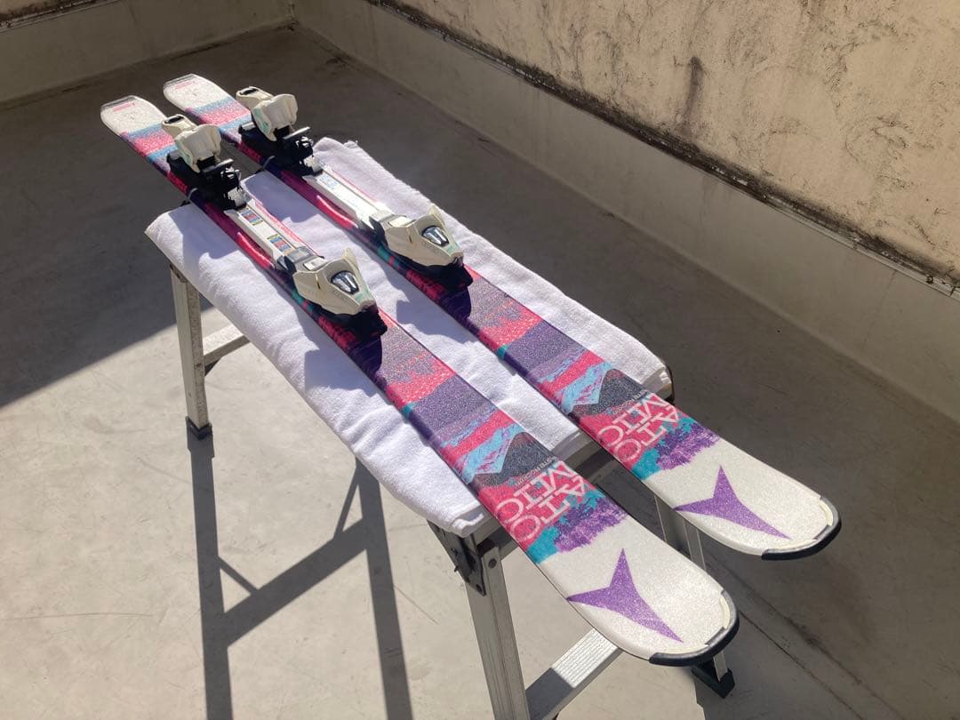 ショートスキー(ファン ミドル ミッド) 解放ビィンディングATOMIC 130