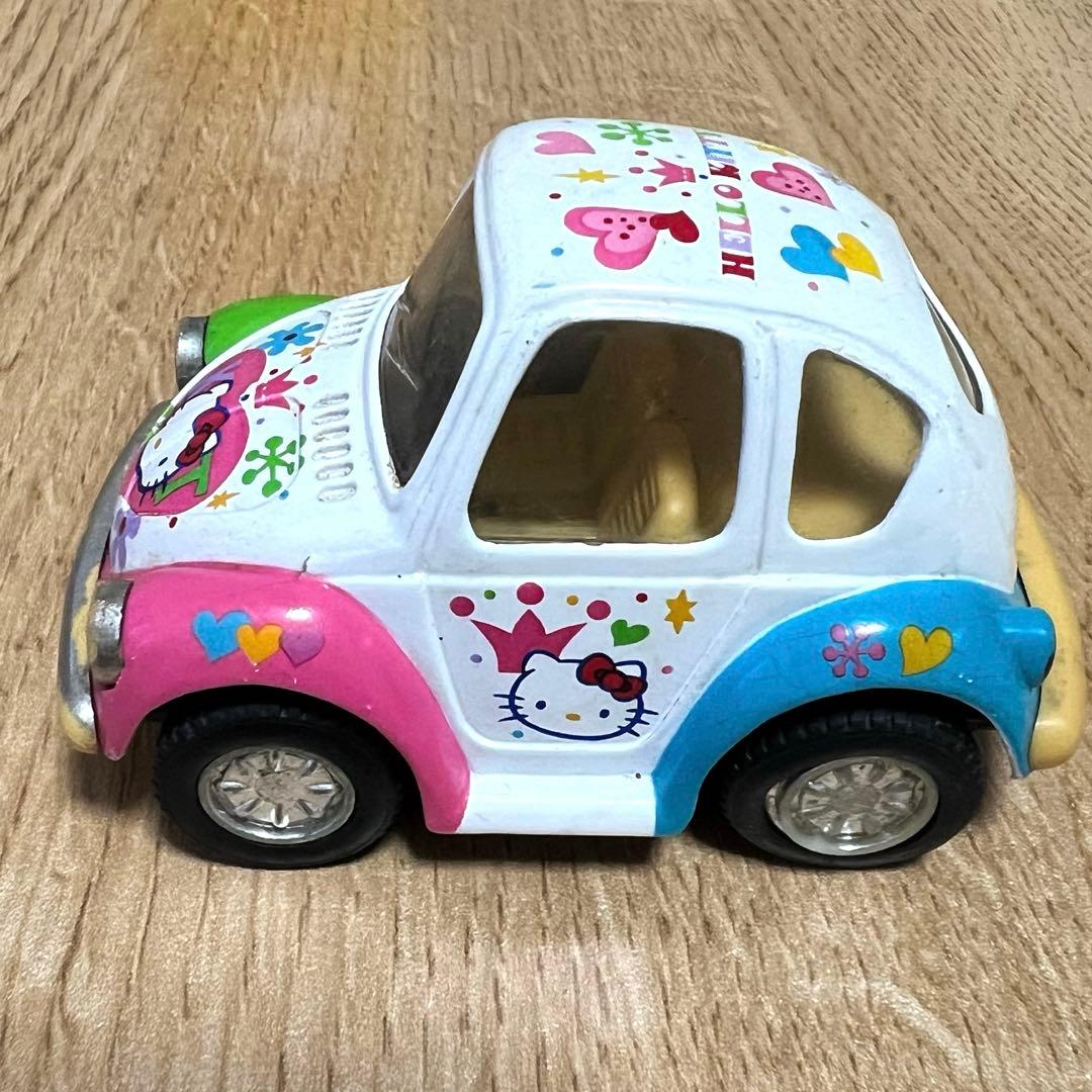 ハローキティ　チョロQ ミニカー