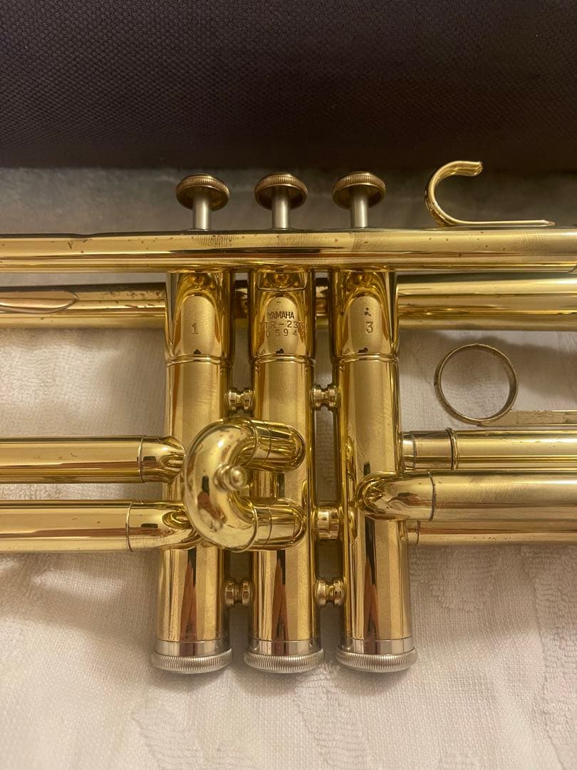トランペットYAMAHA YTR235