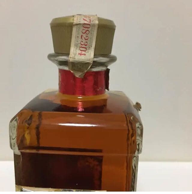 【未開栓】マックギネス オールドカナダ 750ml 古酒