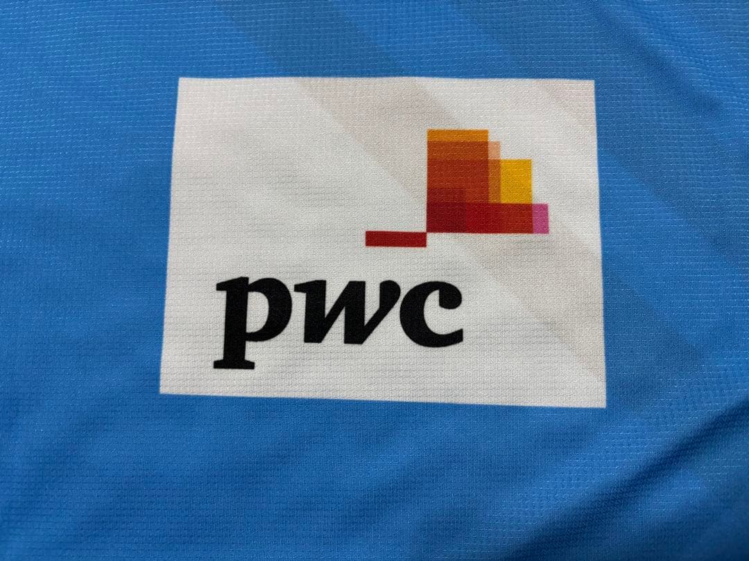 サッカー　川崎フロンターレ　プーマ　ユニフォーム