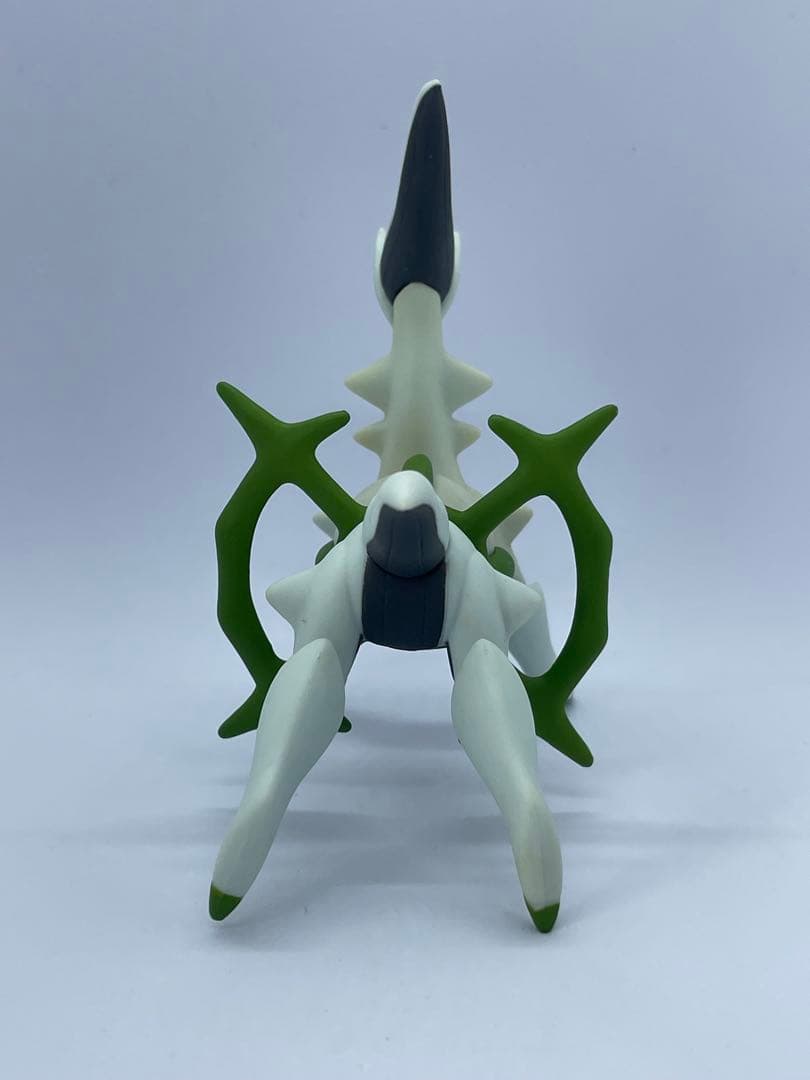 【希少】立体ポケモン図鑑　アルセウス(むしタイプ)