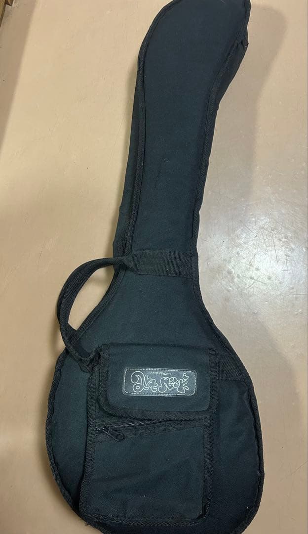 エレキギター アンプ内蔵ギターZO-3 ヘッドホーン端子付き。