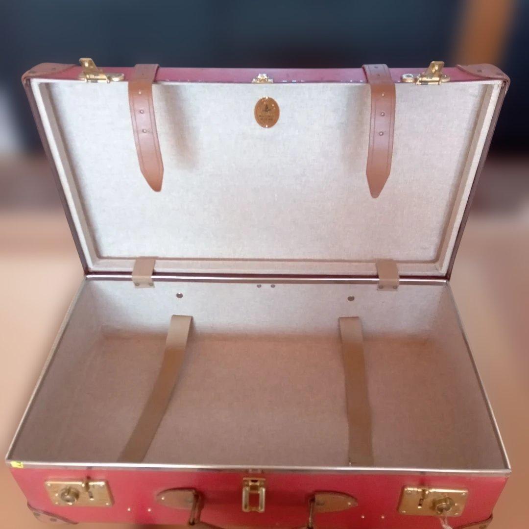 グローブトロッター　トラベルバッグ　ミディアムチェックイン相当　キャスターなし