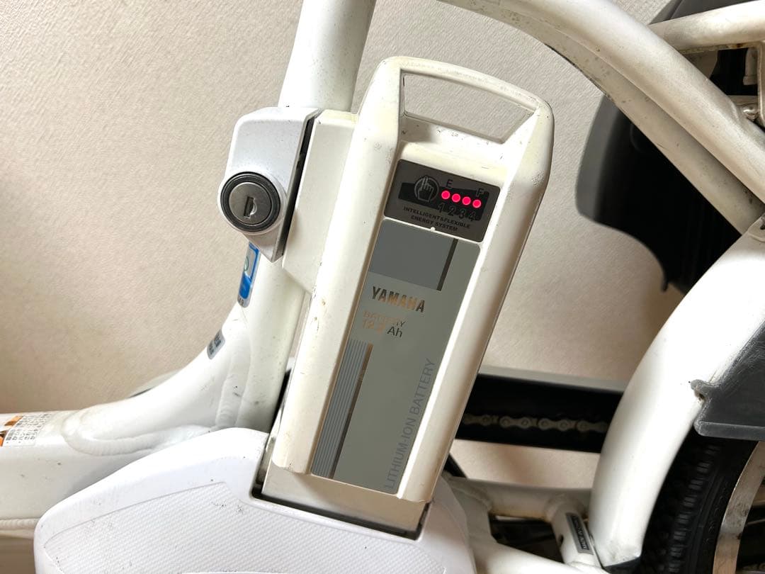 電動自転車　横浜　ヤマハ　パスバビーUN 12.3Ah 前後タイヤ新品