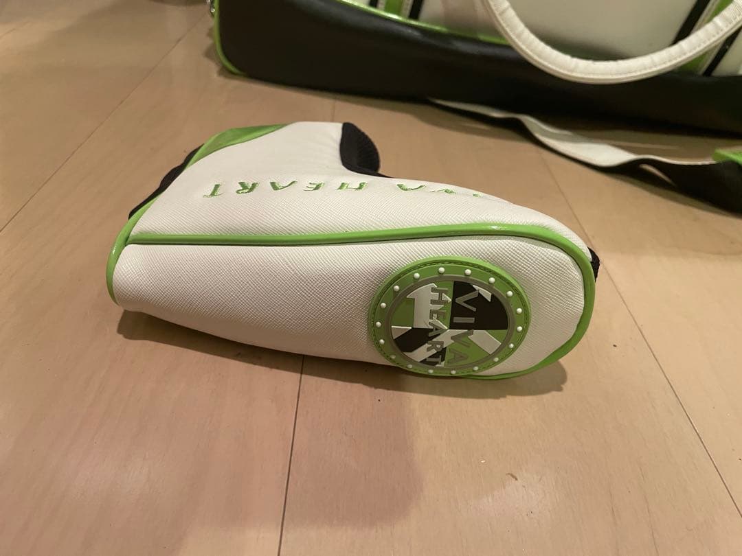 VIVA HEART キャディバッグ ホワイト・ネイビー