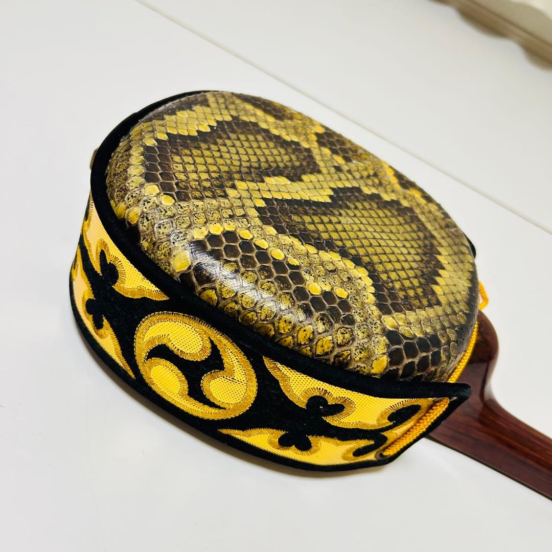 【希少品】高級 沖縄三線 与那城型 実入りゆし木 スンチー塗り 蛇革 本革