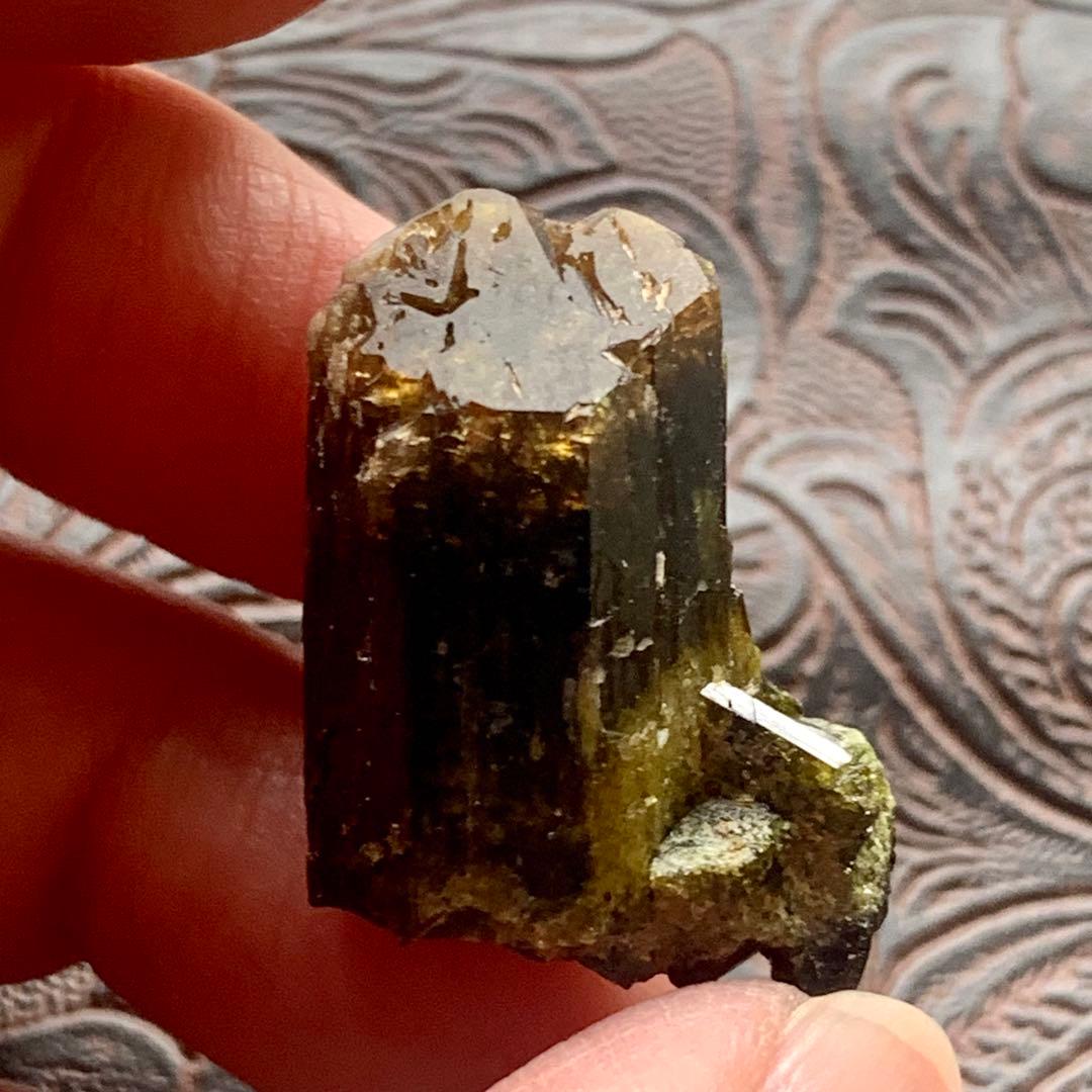 ウルトラレア！バイカラー⭐︎クリノゾイサイト結晶71ct