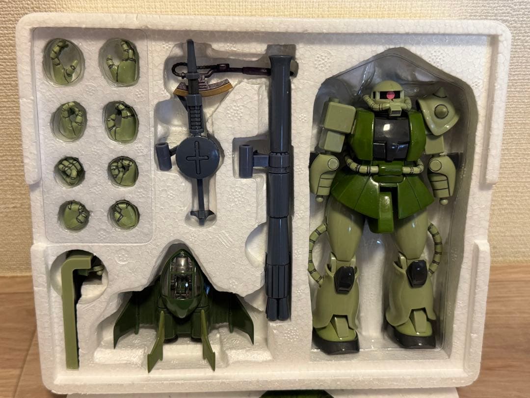 超合金 可動戦士 ガンダム ジム シャア専用ザク 量産型ザク 4点セット