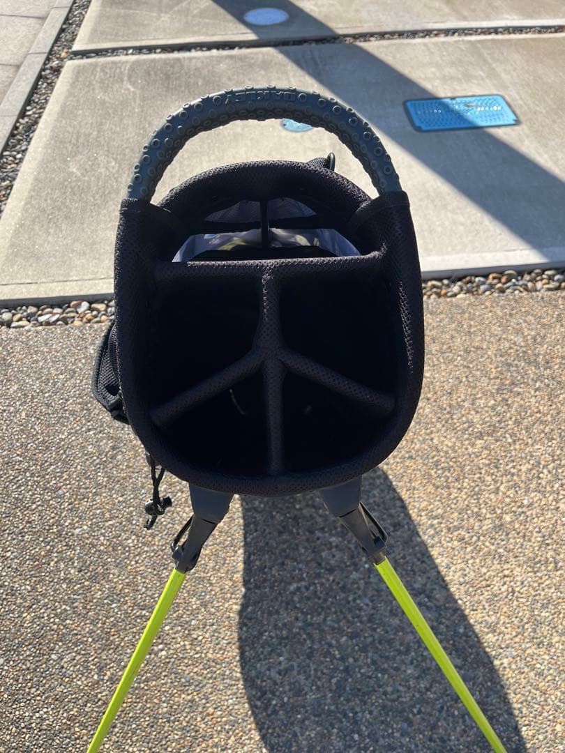 オークリー　キャディバッグ　スタンド式