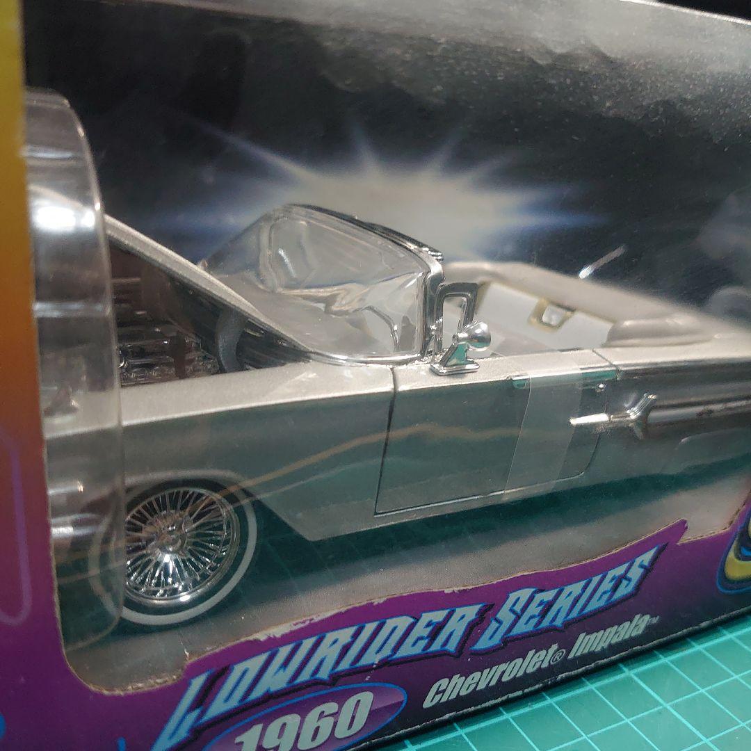 ミニカー street low 1960 chevrolet impala