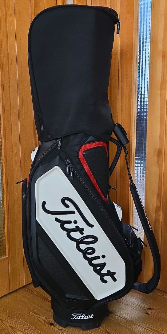 Titleist ゴルフバッグ・キャディバッグ タイトリスト黒/白/赤 プロ仕様