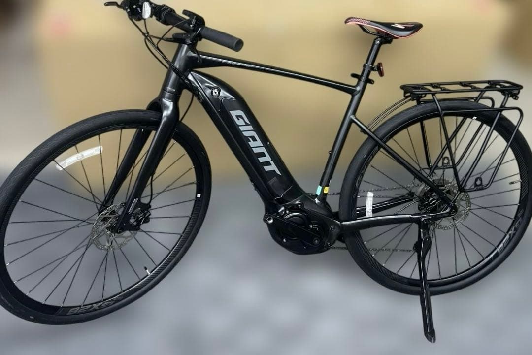 よ*ん様 ジャイアントESCAPE RX-E＋ 2023モデル　M 早い方に値下