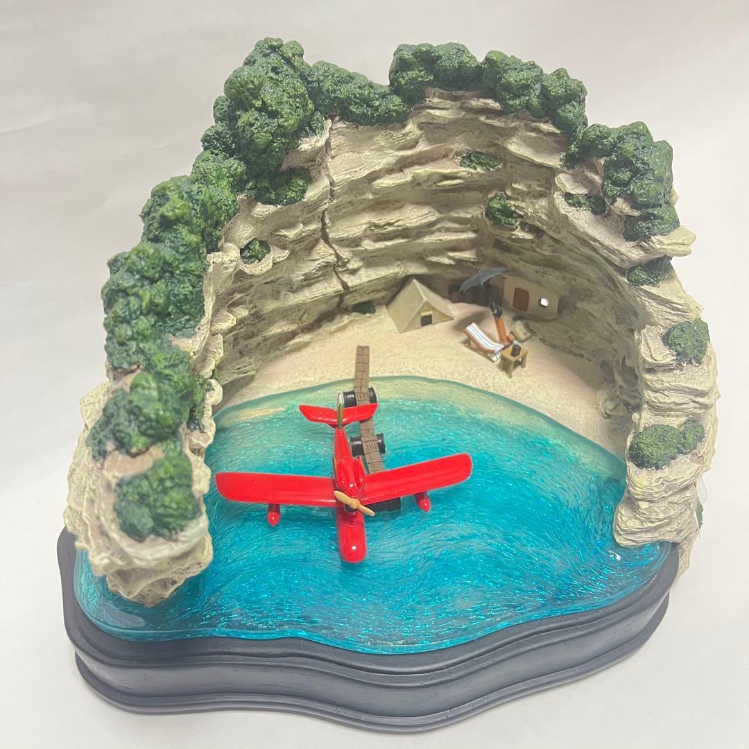 紅の豚　ライトアップサウンドジオラマ ポルコのアジト