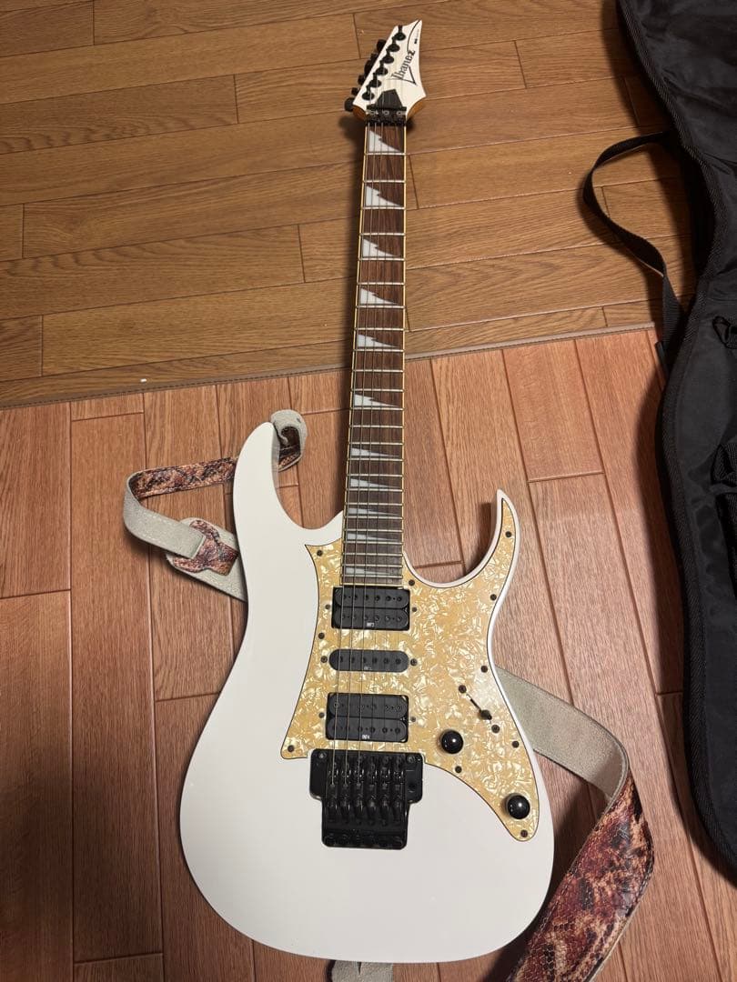 Ibanez RG350 エレキギター ホワイト