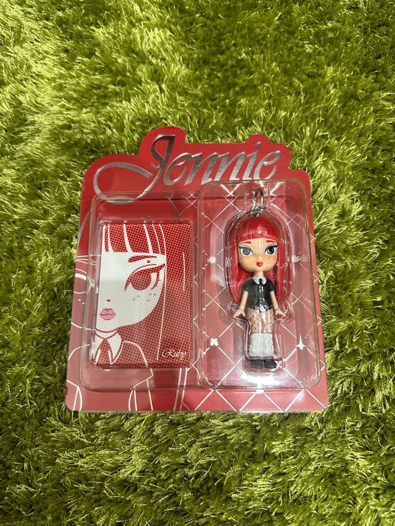 Jennie Ruby フィギュアキーチェーン
