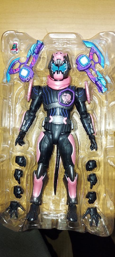 一部訳アリ　S.H.Figuarts 仮面ライダーリバイス6体セット