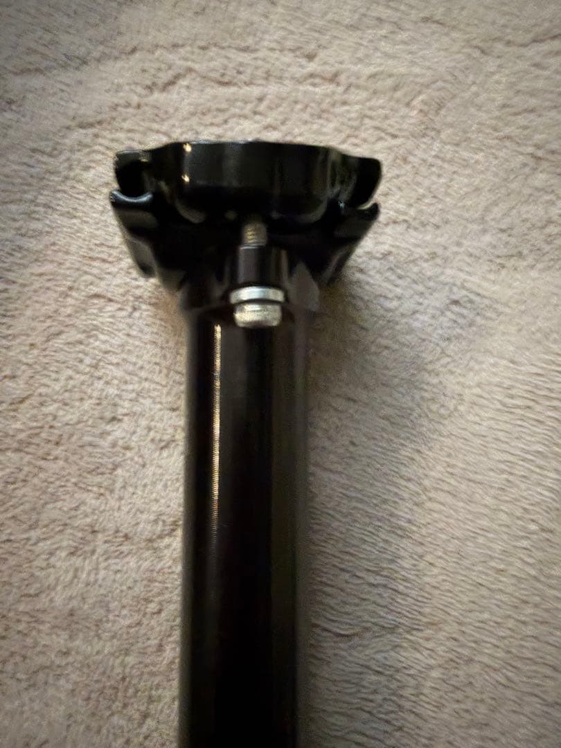 THOMSON Elite シートポスト 27.2 x 330mm