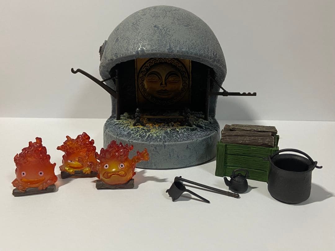 [希少]ハウルの動く城 カルシファー フィギュア 暖炉 コミニカ