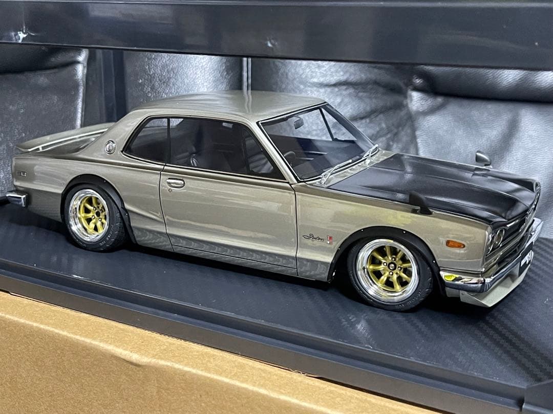 IG0043 1/18 Skyline 2000 GT-R イグニッションモデル