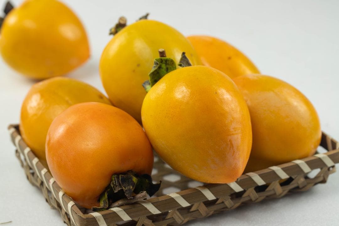 激安雑貨屋さん専用愛媛県産！愛宕柿約30Kg渋柿不揃【干し柿用】