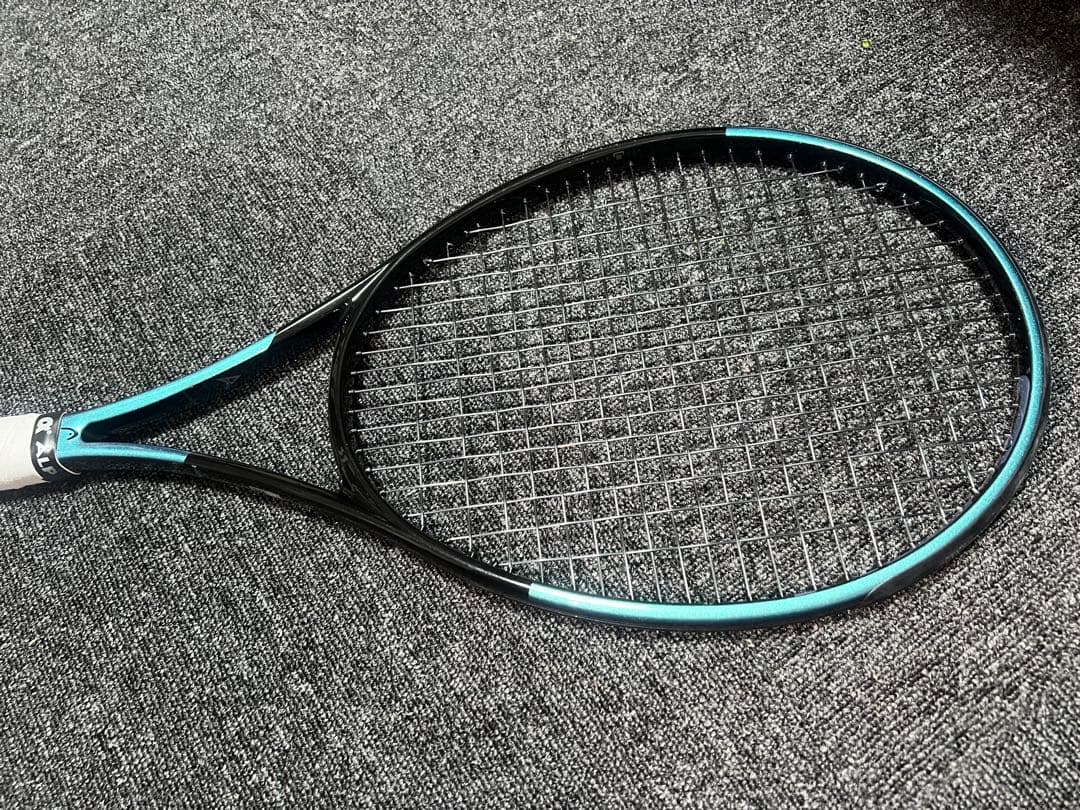 カーボンファイバー テニスラケット 黒水色